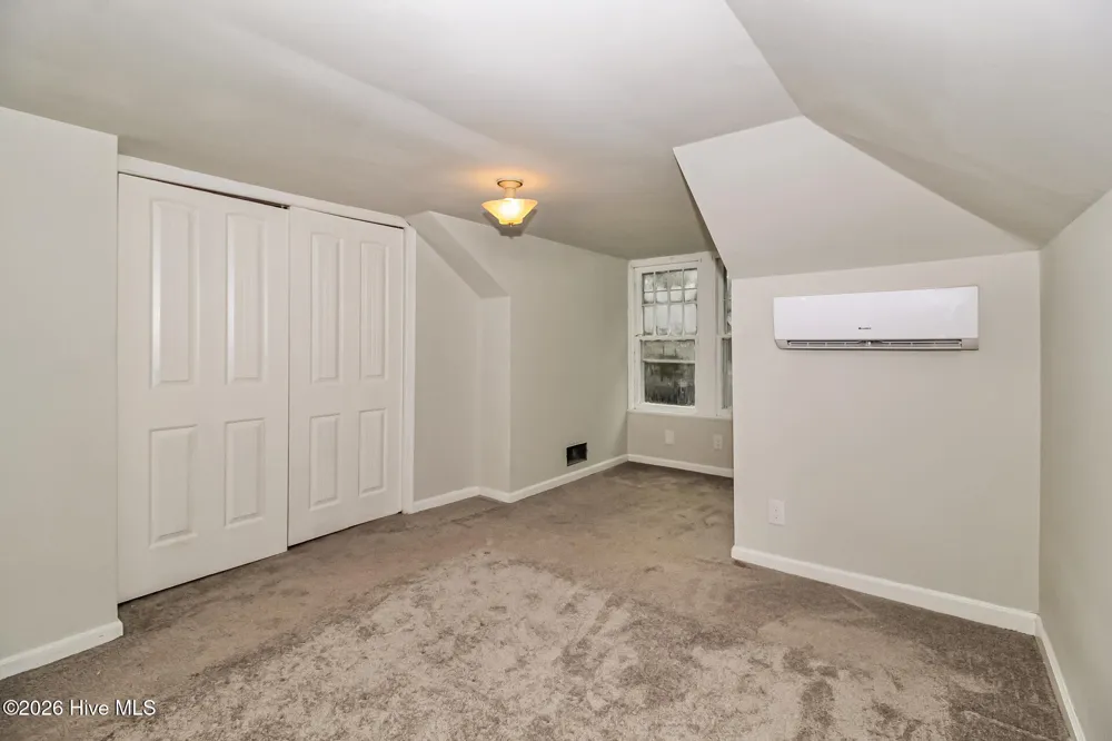 114 E Clay Street Whiteville, NC 28472
