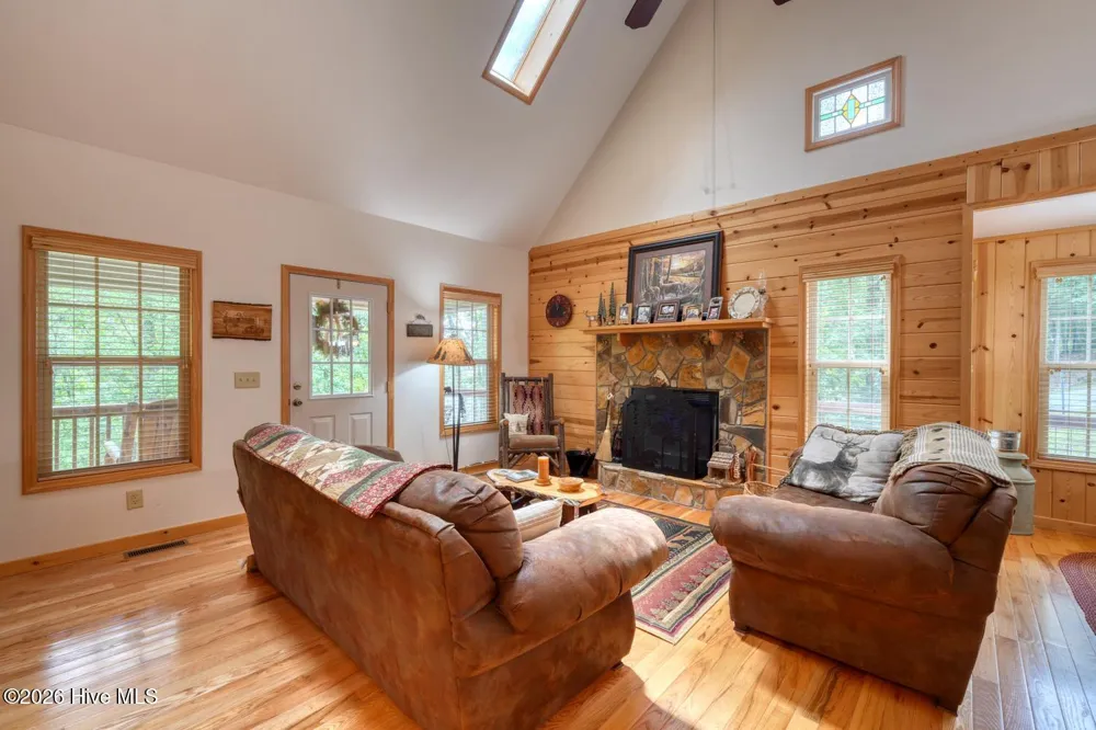 394 Sheep Stomp Road Blairsville, GA 30512