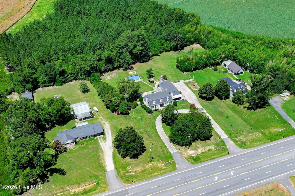 13591 Us Highway 1 Wrens, GA 30833
