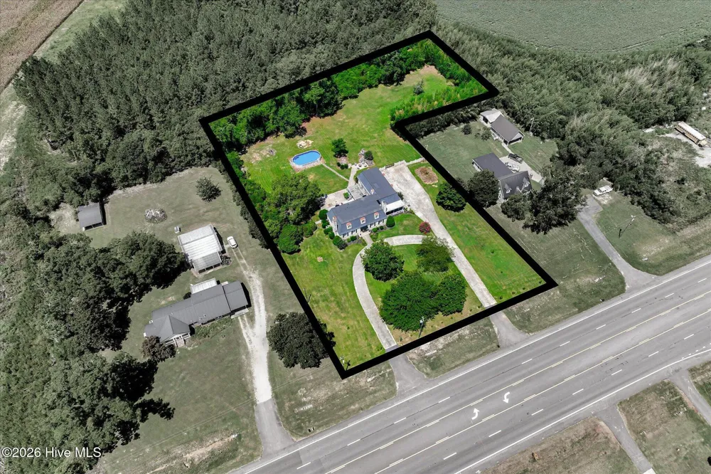 13591 Us Highway 1 Wrens, GA 30833