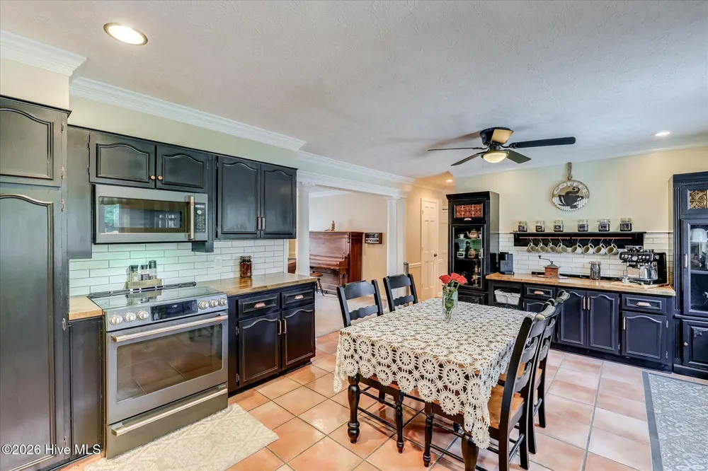 13591 Us Highway 1 Wrens, GA 30833