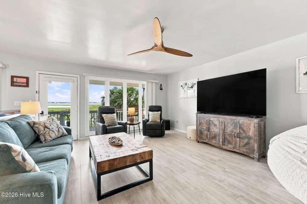 1112 E Ft Macon Road #A Atlantic Beach, NC 28512