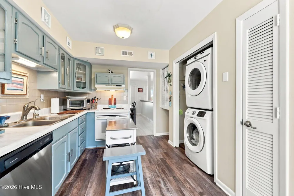 1112 E Ft Macon Road #A Atlantic Beach, NC 28512