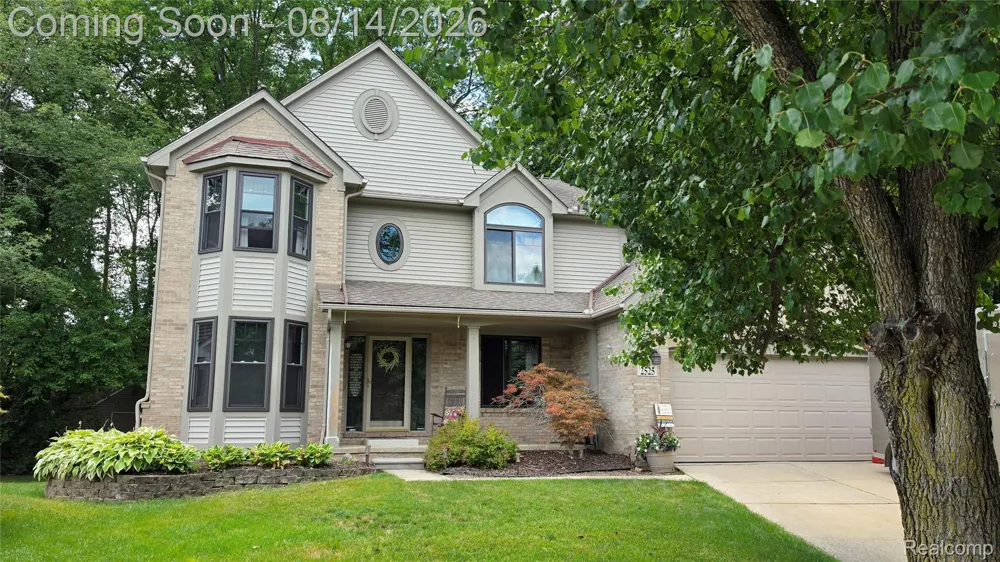 2525 Baltusrol Court Commerce Charter Township, MI 48382