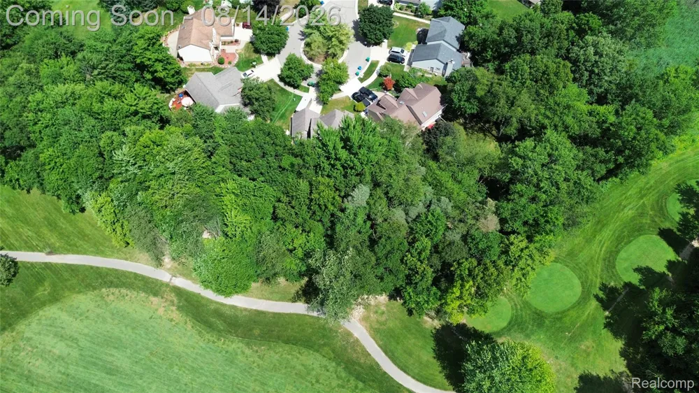 2525 Baltusrol Court Commerce Charter Township, MI 48382