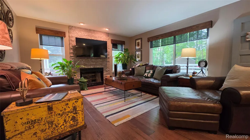 2525 Baltusrol Court Commerce Charter Township, MI 48382