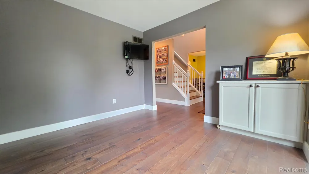 2525 Baltusrol Court Commerce Charter Township, MI 48382