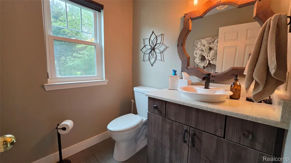 2525 Baltusrol Court Commerce Charter Township, MI 48382