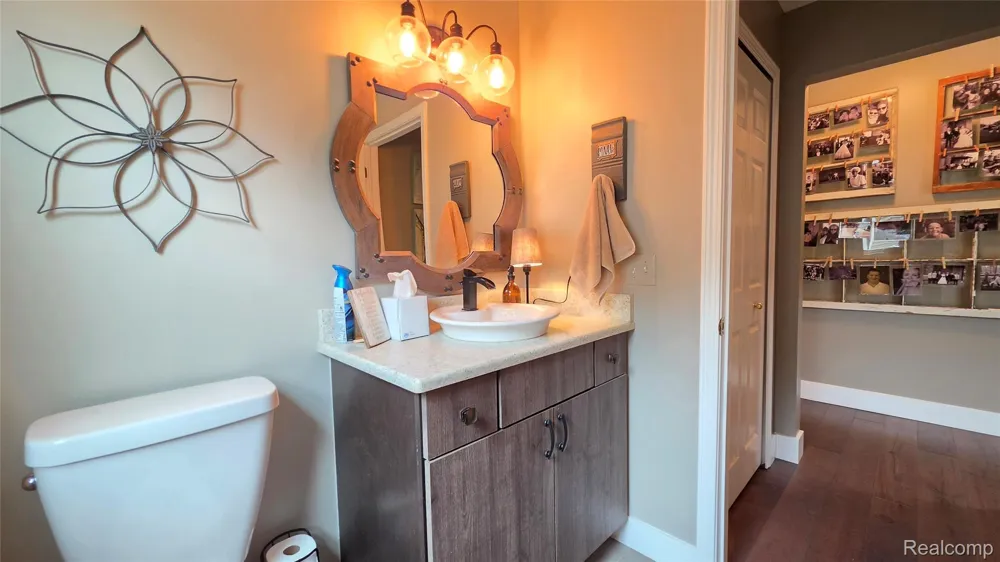 2525 Baltusrol Court Commerce Charter Township, MI 48382