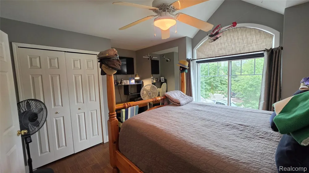 2525 Baltusrol Court Commerce Charter Township, MI 48382