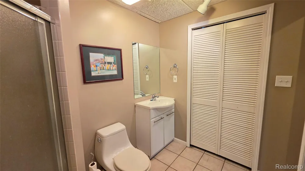 2525 Baltusrol Court Commerce Charter Township, MI 48382
