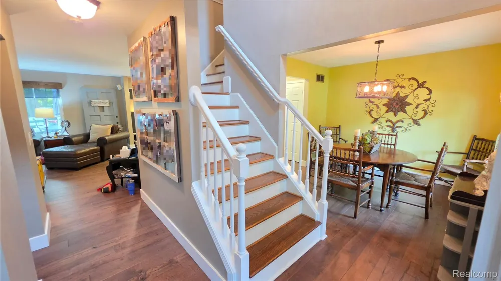 2525 Baltusrol Court Commerce Charter Township, MI 48382