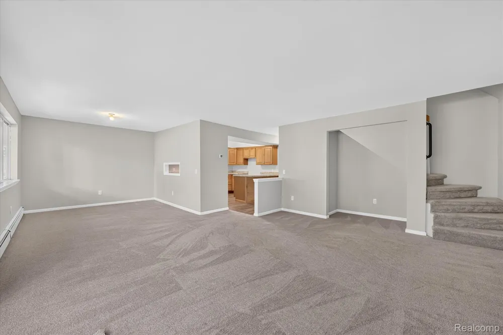 4235 Lake Grove Court White Lake Charter Township, MI 48383