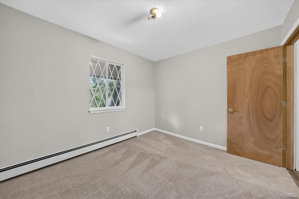 4235 Lake Grove Court White Lake Charter Township, MI 48383