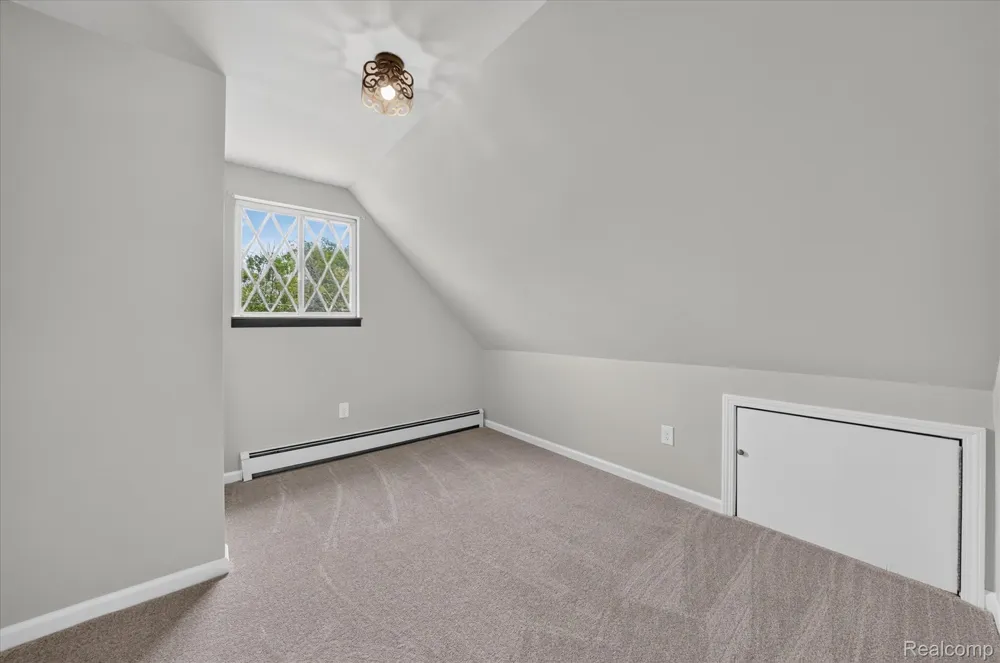 4235 Lake Grove Court White Lake Charter Township, MI 48383