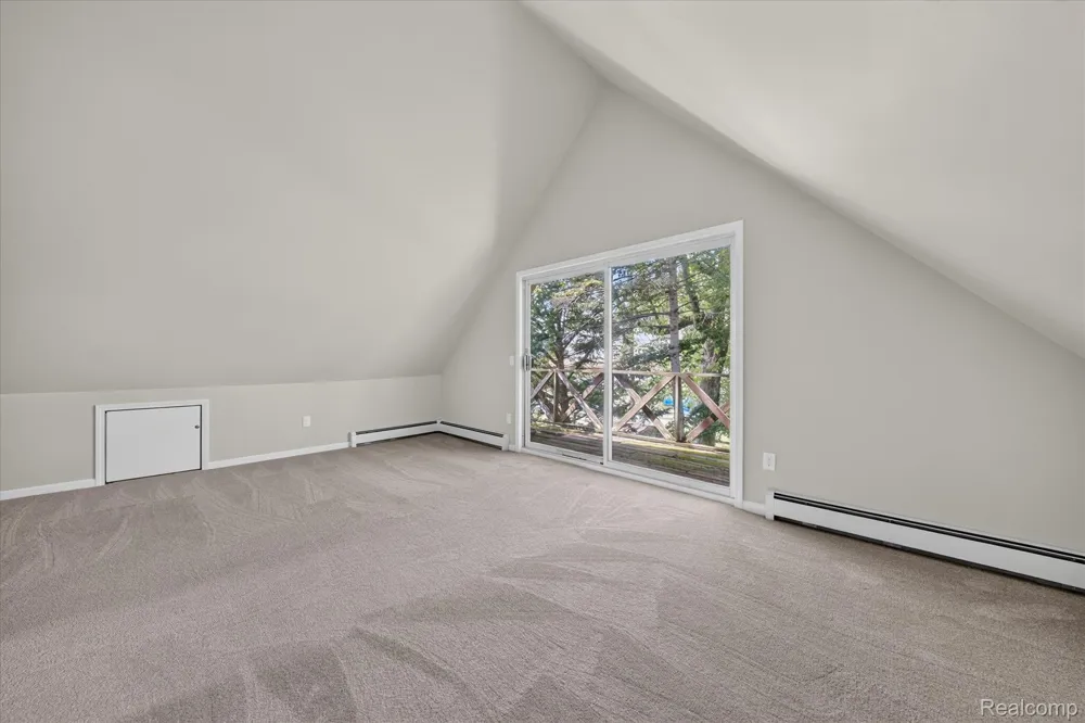 4235 Lake Grove Court White Lake Charter Township, MI 48383