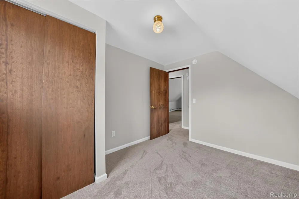 4235 Lake Grove Court White Lake Charter Township, MI 48383