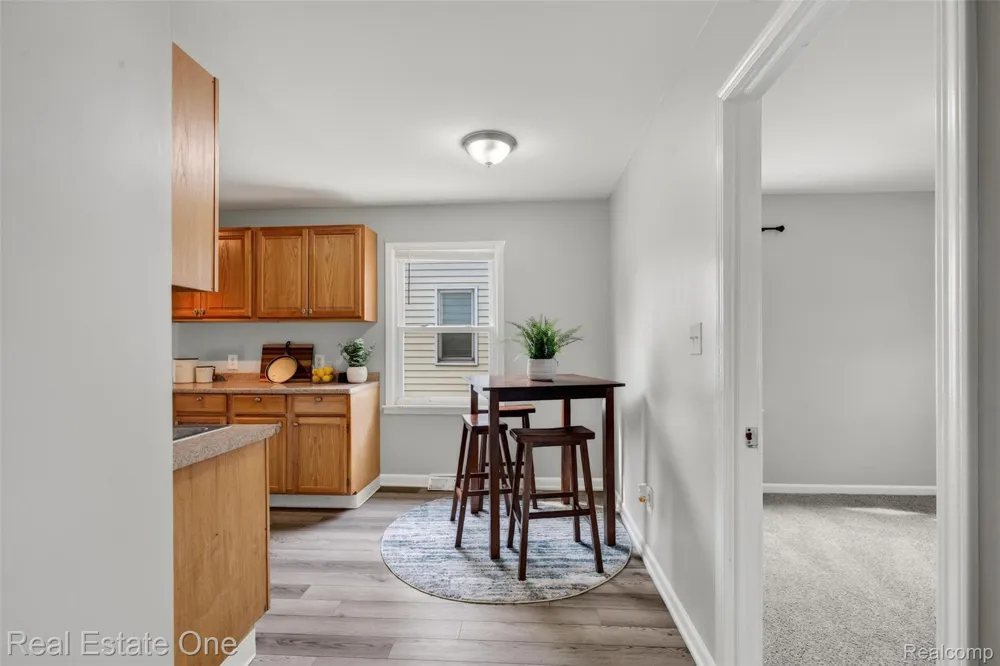 4467 16TH STREET Wyandotte City, MI 48192
