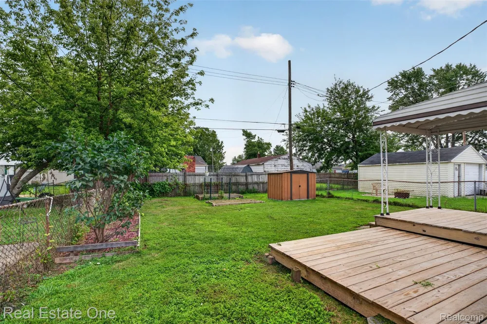 4467 16TH STREET Wyandotte City, MI 48192