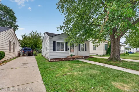 4467 16TH STREET