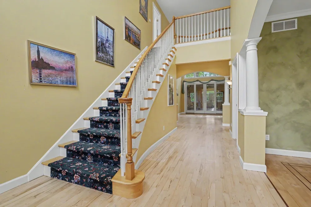 5240 Stockbridge Court Royalton Township, MI 49085
