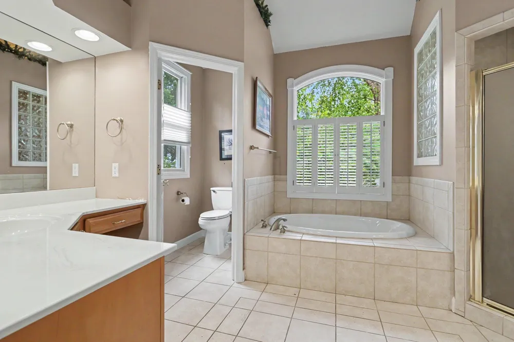 5240 Stockbridge Court Royalton Township, MI 49085