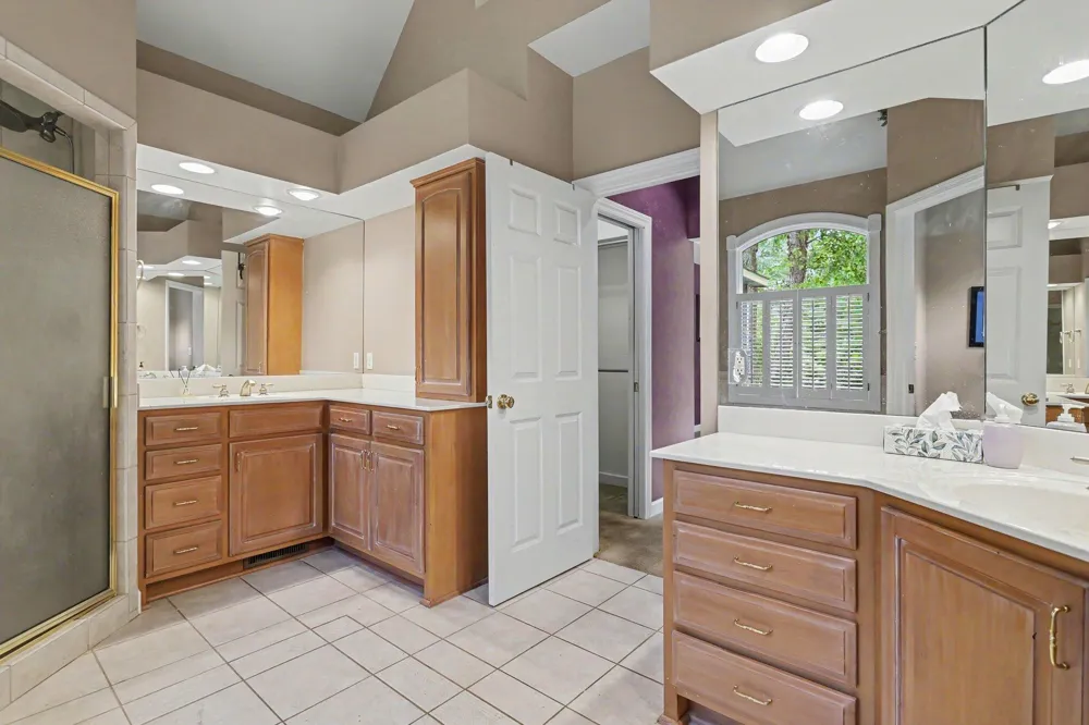 5240 Stockbridge Court Royalton Township, MI 49085