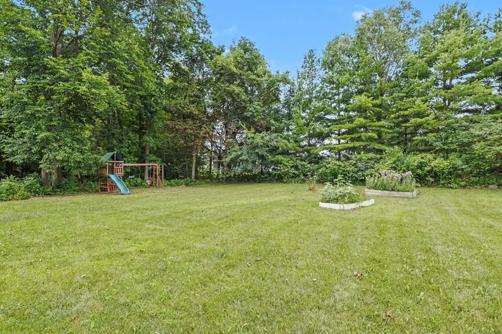 5240 Stockbridge Court Royalton Township, MI 49085