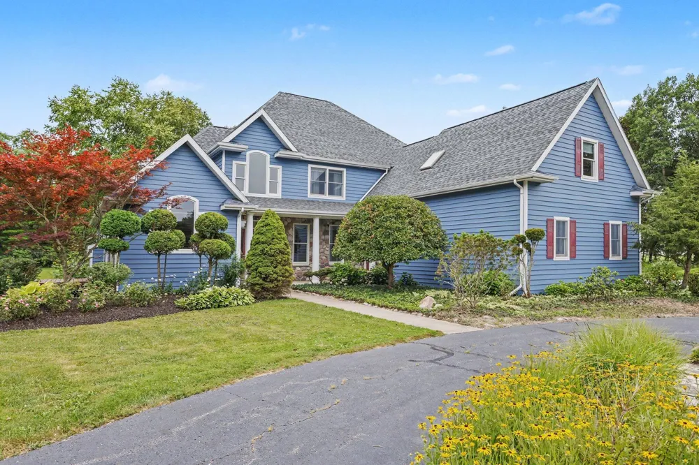 5240 Stockbridge Court Royalton Township, MI 49085