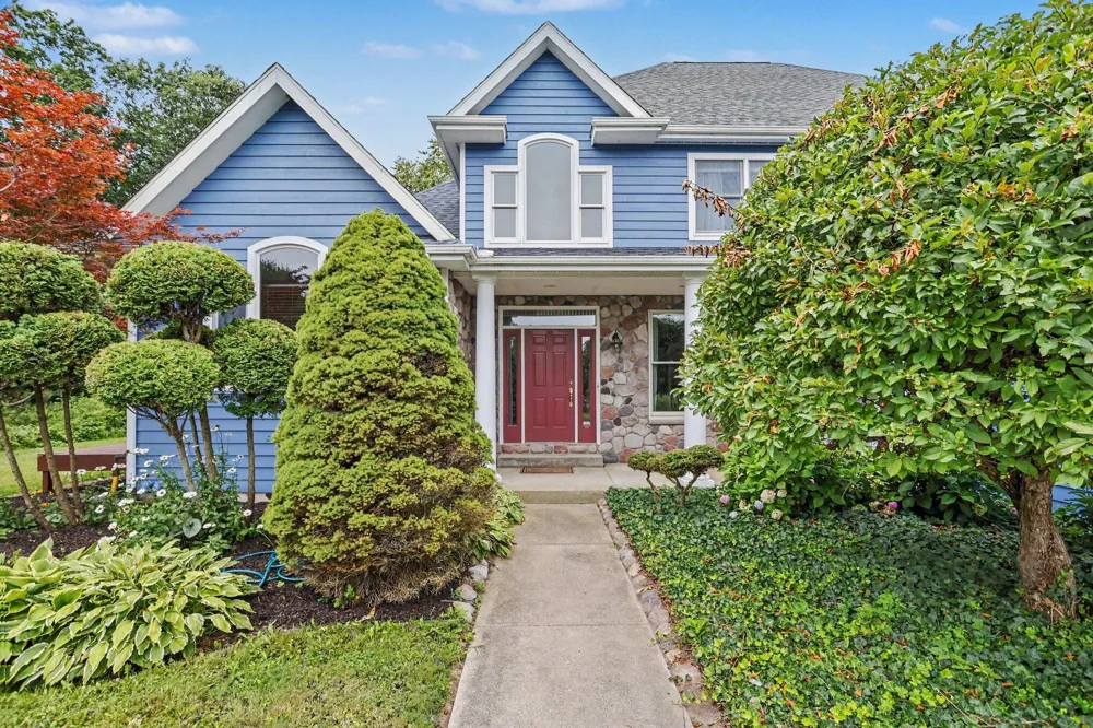 5240 Stockbridge Court Royalton Township, MI 49085