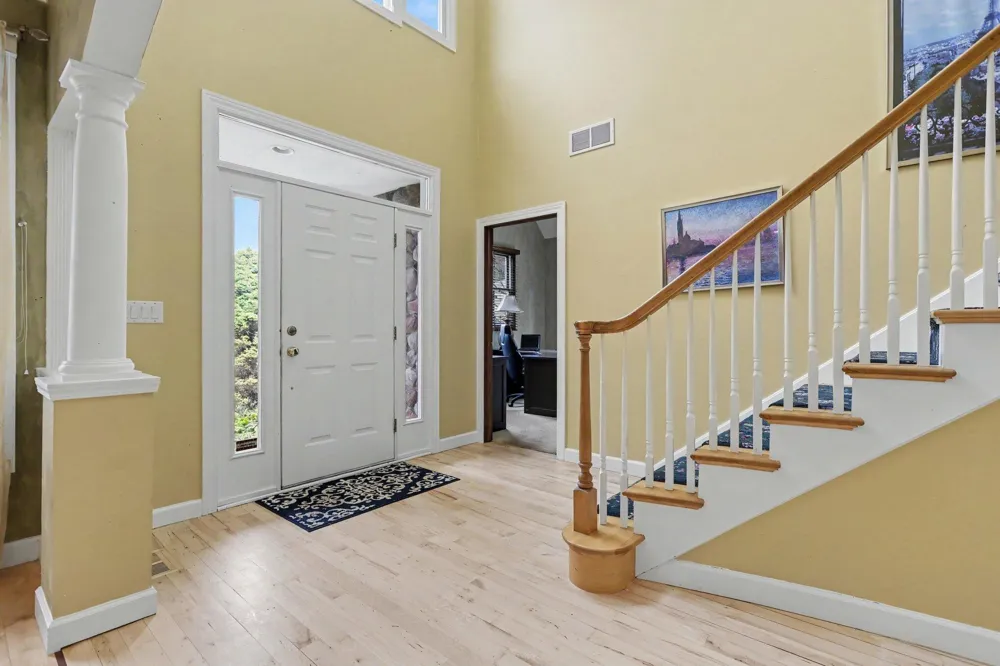 5240 Stockbridge Court Royalton Township, MI 49085