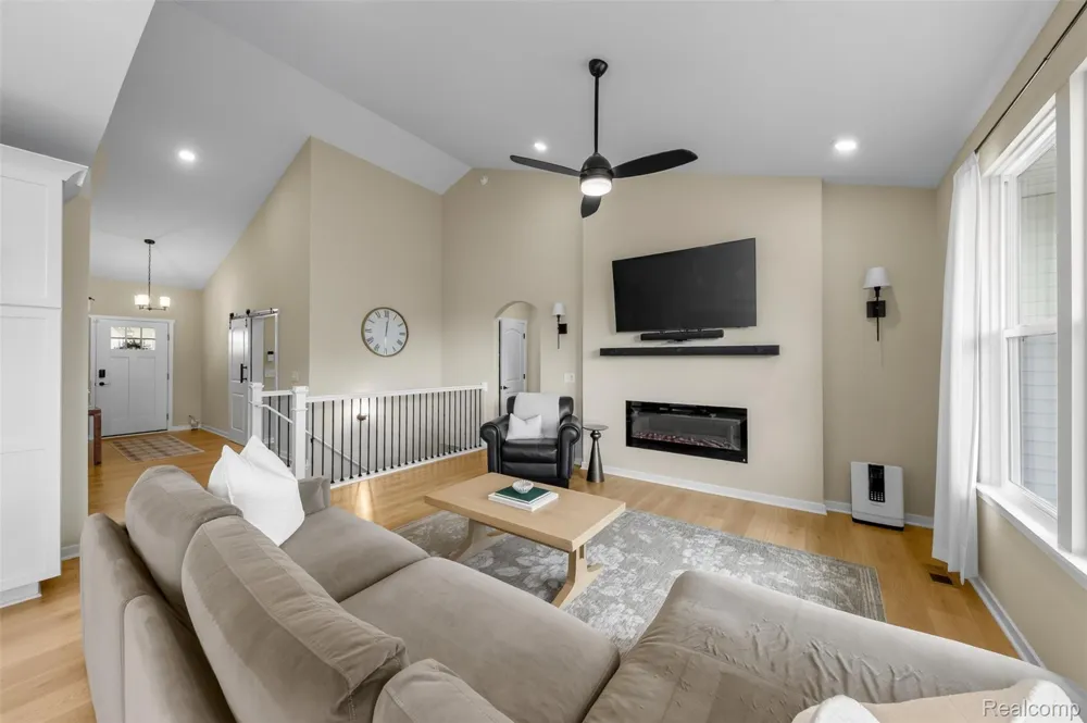 2169 Dabate Drive Marion Township, MI 48843