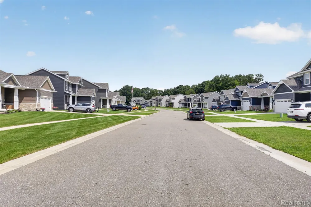 2169 Dabate Drive Marion Township, MI 48843