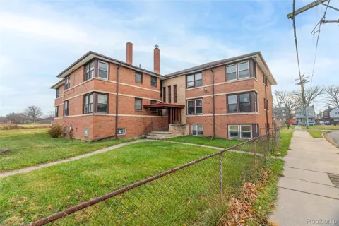 2017 Burlingame Street