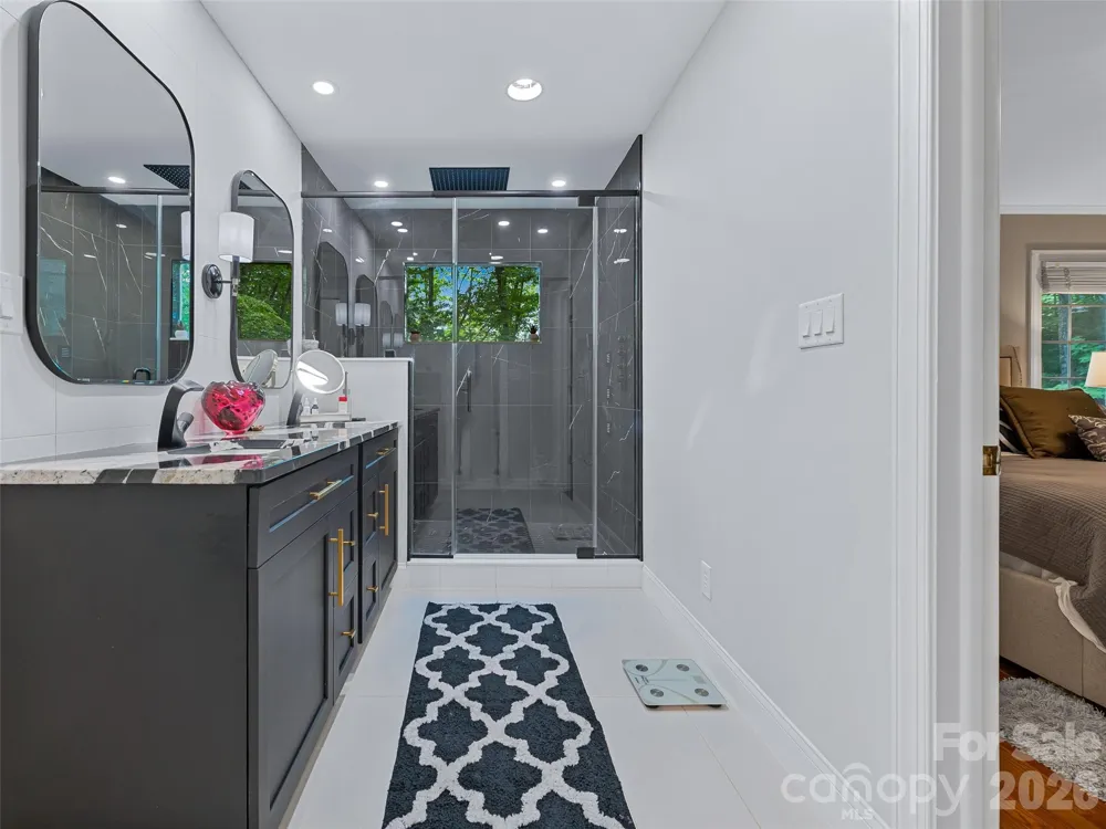105 Galloway Drive Asheville, NC 28803