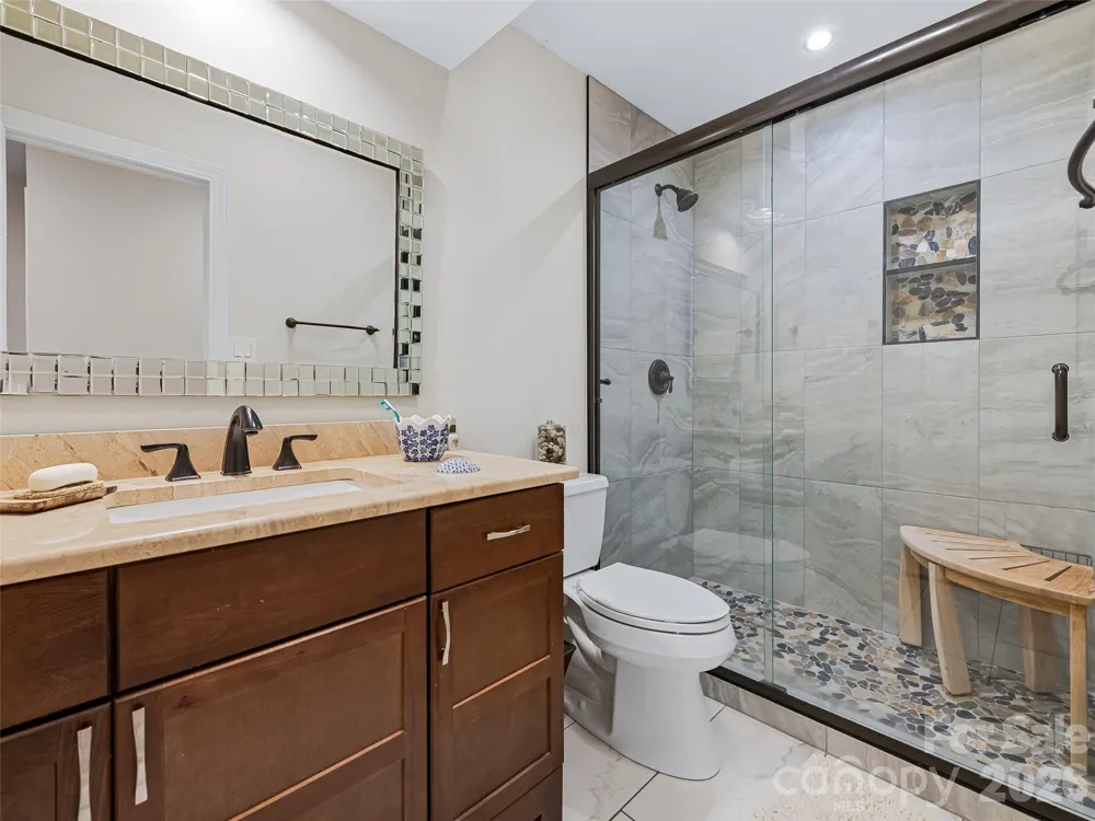 105 Galloway Drive Asheville, NC 28803