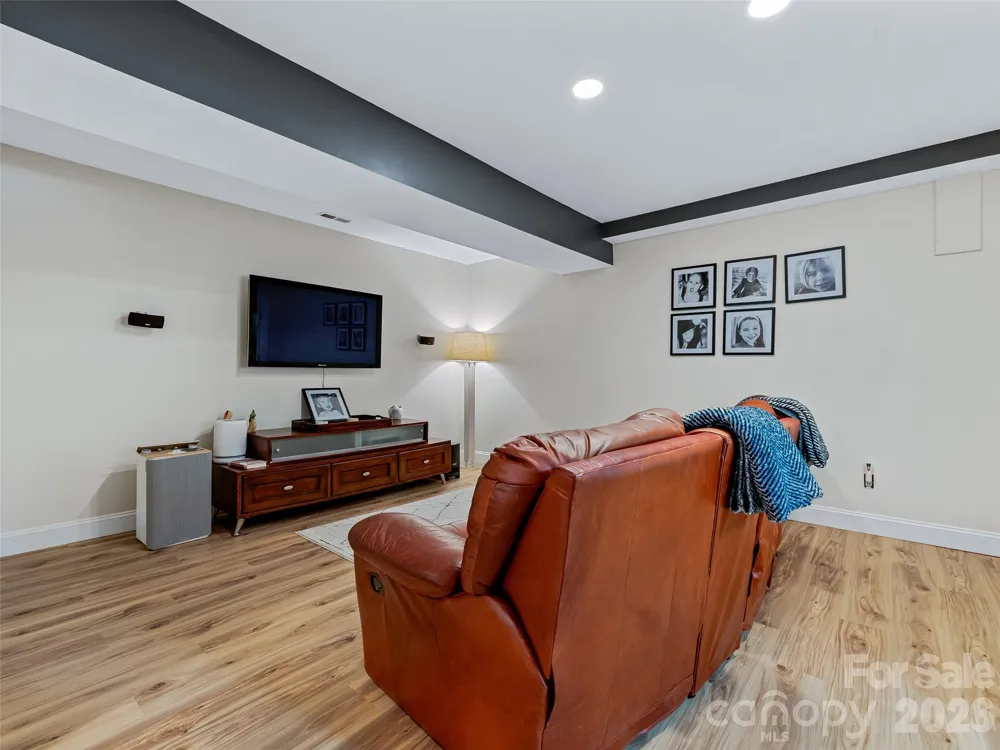 105 Galloway Drive Asheville, NC 28803