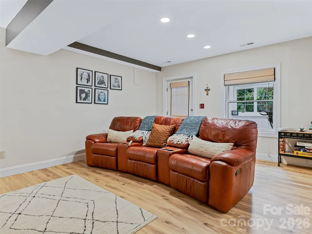 105 Galloway Drive Asheville, NC 28803