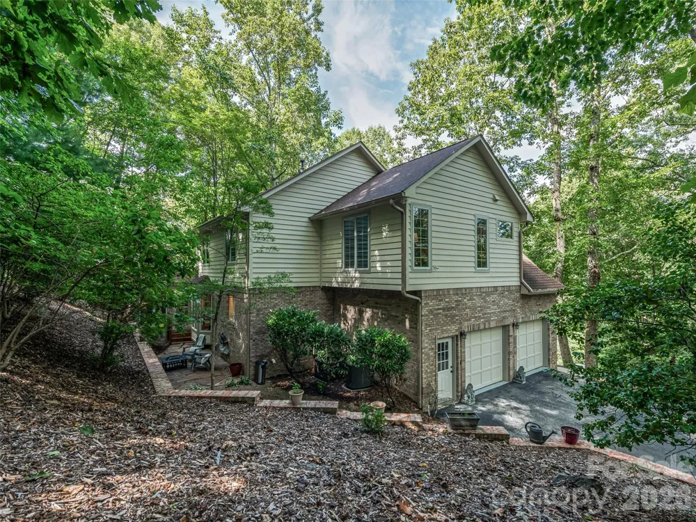 105 Galloway Drive Asheville, NC 28803