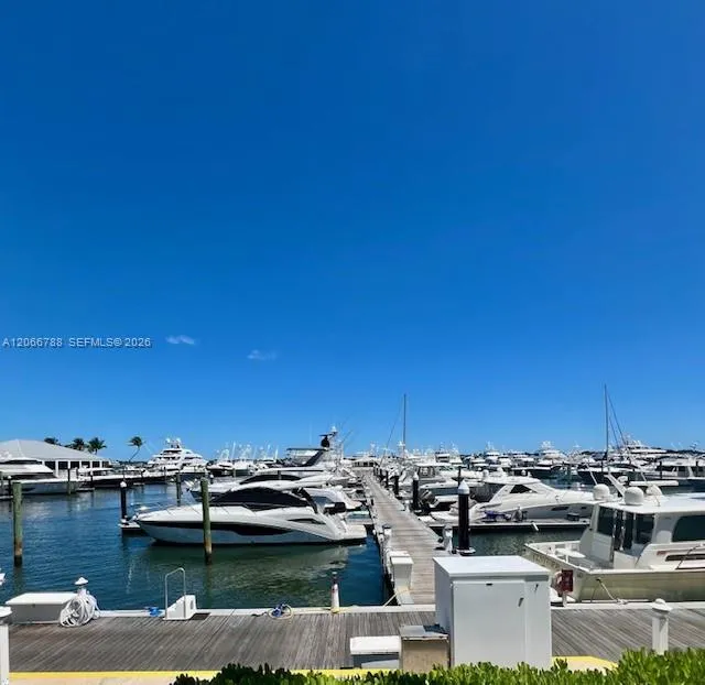 108 Lakeshore Dr #338 North Palm Beach, FL 33408