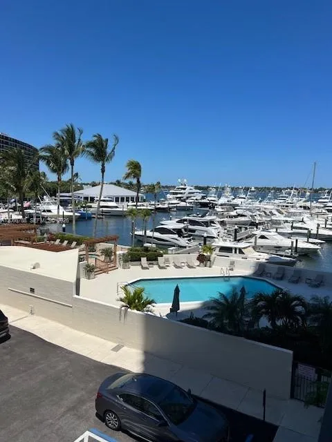 108 Lakeshore Dr #338 North Palm Beach, FL 33408