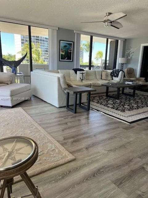 108 Lakeshore Dr #338 North Palm Beach, FL 33408