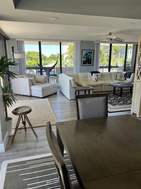 108 Lakeshore Dr #338 North Palm Beach, FL 33408
