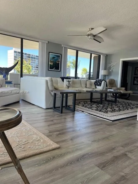 108 Lakeshore Dr #338 North Palm Beach, FL 33408