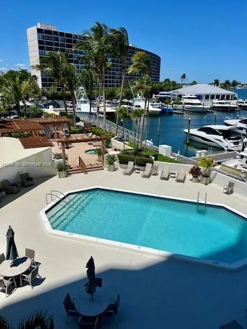 108 Lakeshore Dr #338 North Palm Beach, FL 33408