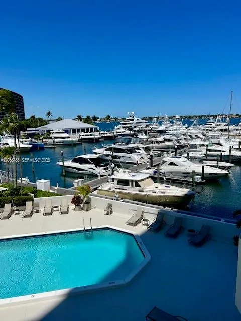 108 Lakeshore Dr #338 North Palm Beach, FL 33408