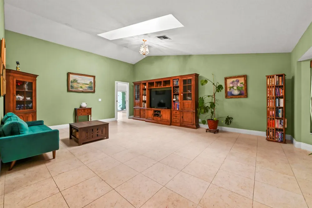 12369 157th Street Jupiter, FL 33478