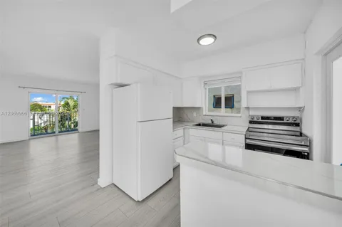 1420 Pennsylvania Ave #310