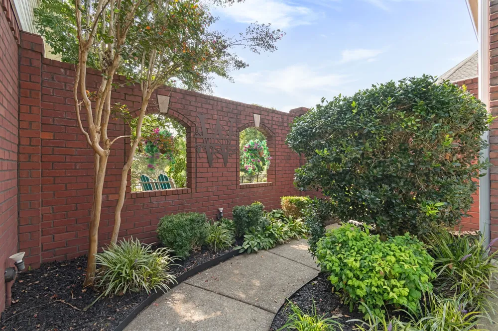 327 N Central Ave Watertown, TN 37184