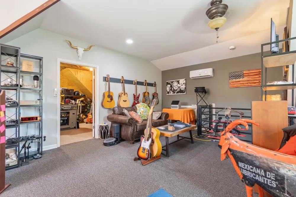 327 N Central Ave Watertown, TN 37184